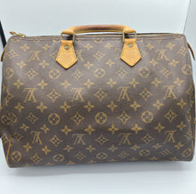 Load image into Gallery viewer, Louis Vuitton Speedy 35
